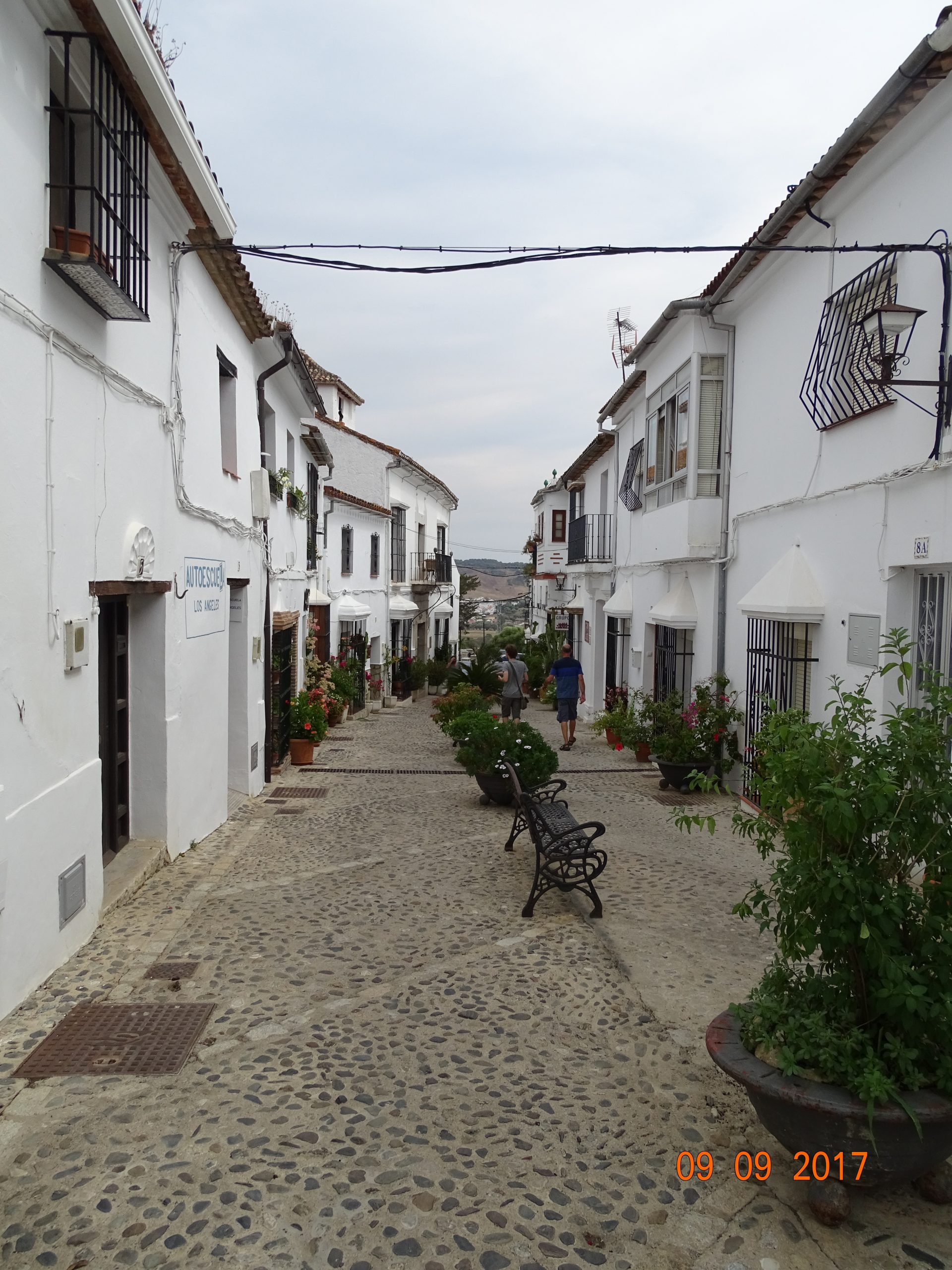 027